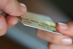 Tüketicinin kredi kartı aidatı zaferi