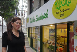 Türkiye'nin ilk kişiye özel sandviçcisi açıldı