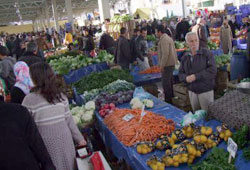 Marketçi pazarcı fiyatları şişirmiş