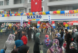 Makro Samsun'da 2 mağaza birden açtı