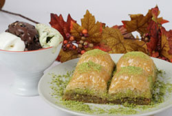 Baklava ile dondurma bir arada