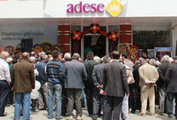 Adese Afyon Sultandağı'nda market açtı