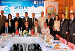 İzmirde 2. Ulusal Süt Zirvesi tanıtıldı
