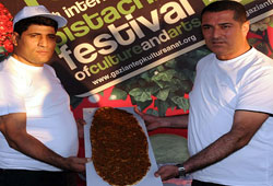 Lahmacun yemenin tadını çıkardılar