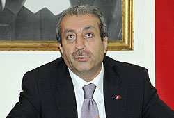 Bakan Eker 