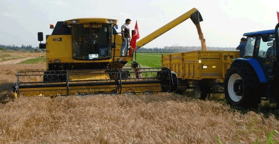 Polatlı’da çiftçiler TZOB’a isyan etti