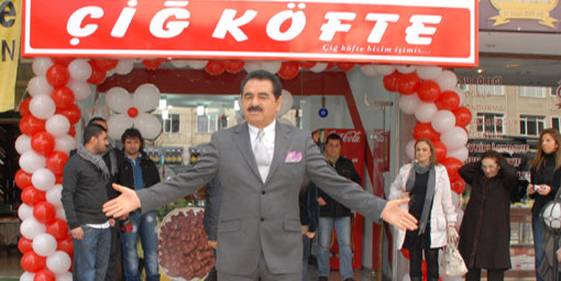 Tatlıses'ten Bakan'a çiğköfte çağrısı