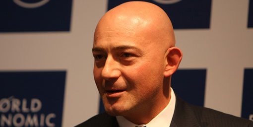 Ferit Şahenk kahveci oldu!