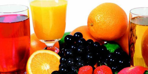 Meyve suyu diye renkli kimyasal içmeyin!