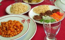 Hangi ülke öğle yemeğinde ne yiyor