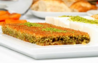 Güllüoğlu Ramazan’ı tatlandırıyor
