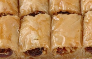 Nadir Güllü'den Ramazan’a özel hurmalı baklava