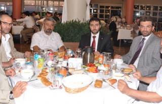 İş dünyası İgiad’ın iftarında buluştu