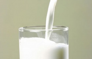 Süt içenler daha hızlı kilo veriyor!