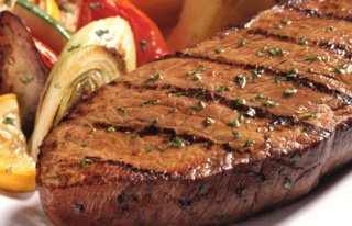 Patronlar steak yarışına girdi!