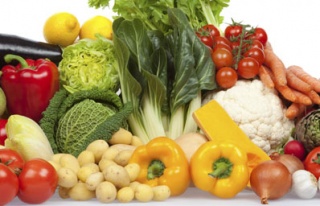 Sağlıklı beslenmek için mevsim sebzeleri yiyin