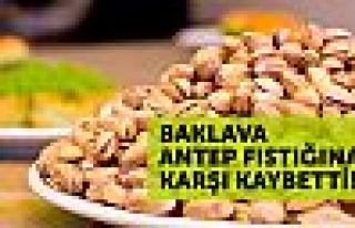 Baklava ile fıstığın arasını bozdular