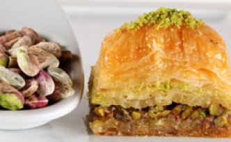 Taraftar Alex için baklava siparişi verdi