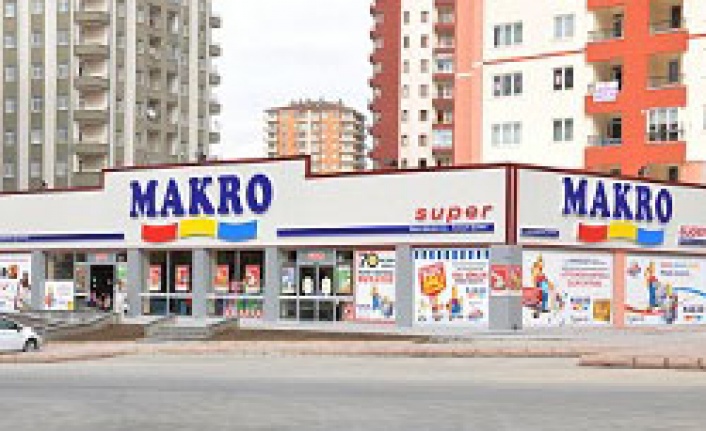 Makro-Uyum flörtünde mutlu son!